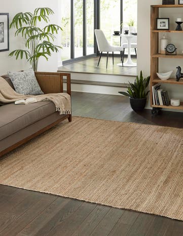 6' 1 x 6' 1 Handmade Braided Jute Square Rug
