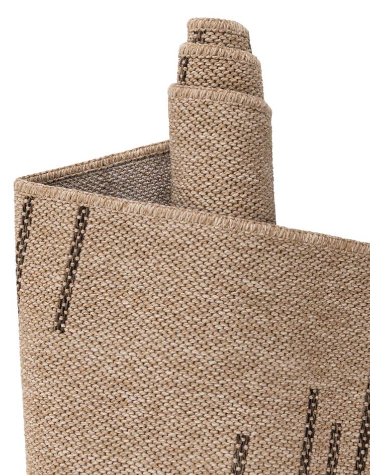 Detail image of 8' x 8' Dunes Square Rug