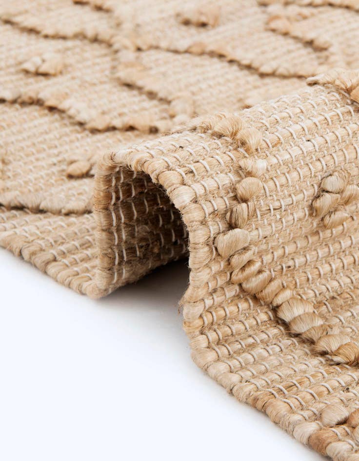 Detail image of 7' 10 x 7' 10 Hand Woven Larsa Jute Square Rug