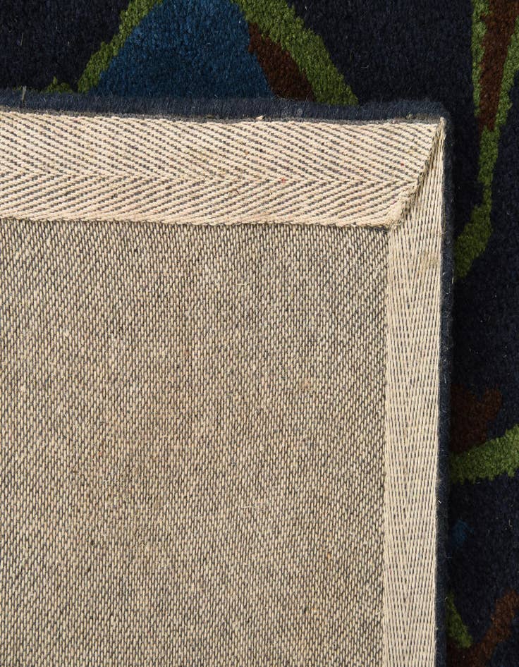 Detail image of 7' 5 x 7' 7 Luna Square Rug