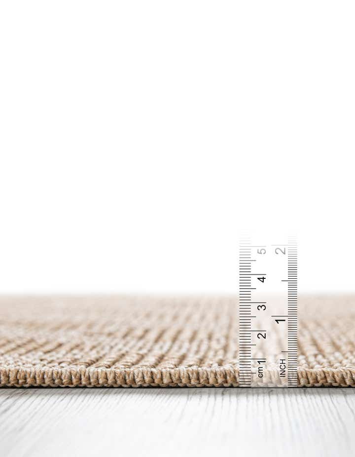 5' 1 x 5' 1 Easy-Clean Lattice Indoor / Outdoor Square Rug