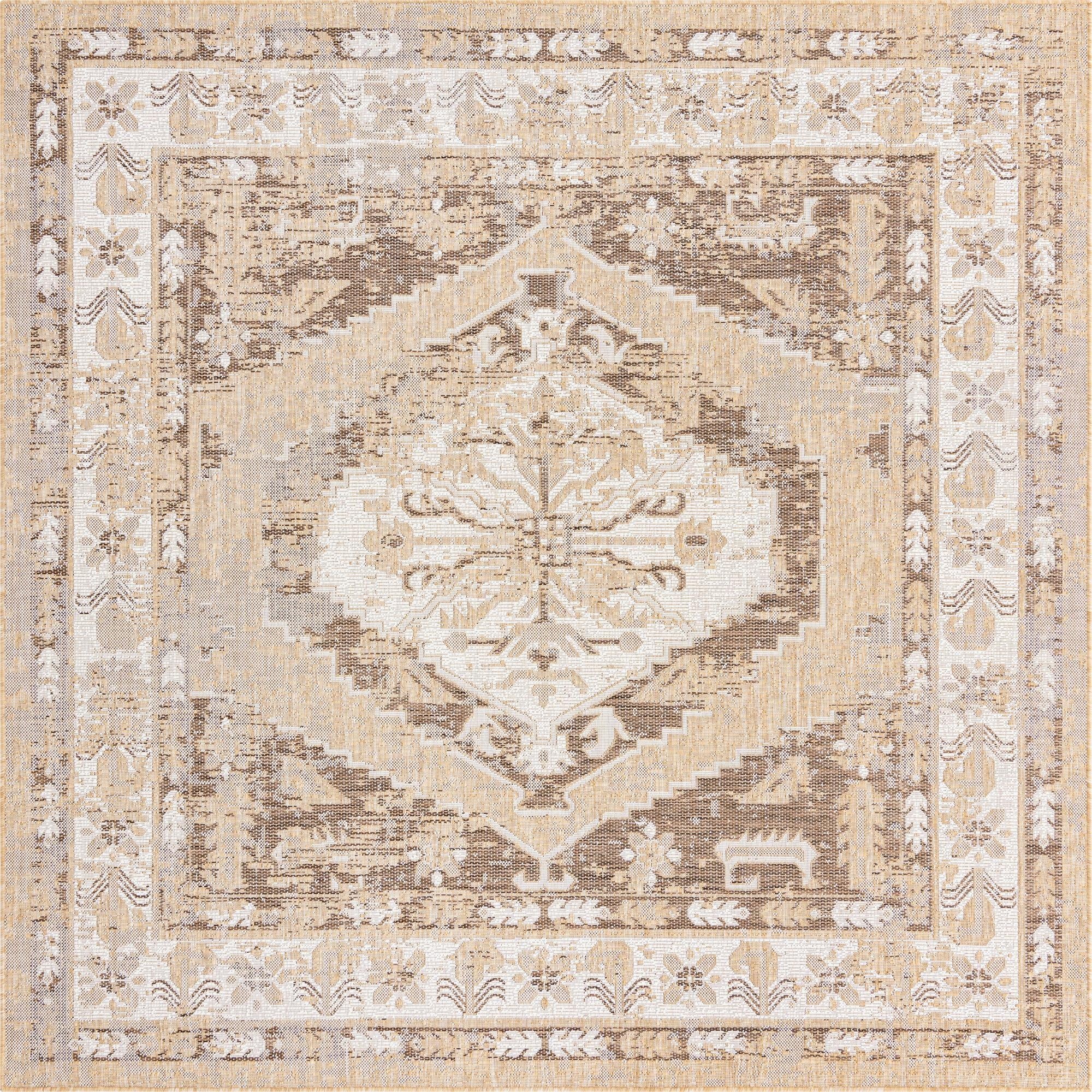 7' 10 x 7' 10  Washable Traditional Indoor / Outdoor Square Rug