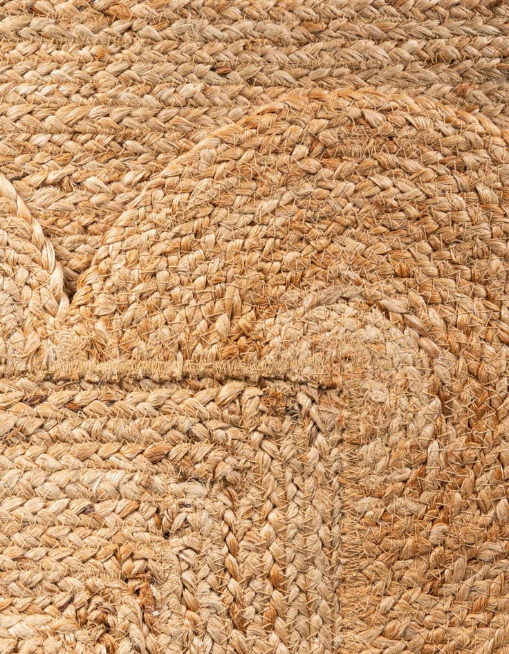 Detail image of 7' 10 x 7' 10  Hand Woven Scallop Braided Jute Square Rug