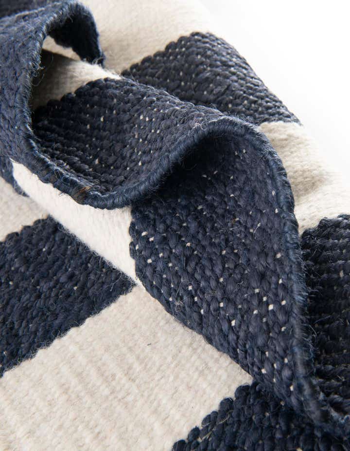 2' 7 x 10' Hand Woven Jill Zarin Hamptons Runner Rug