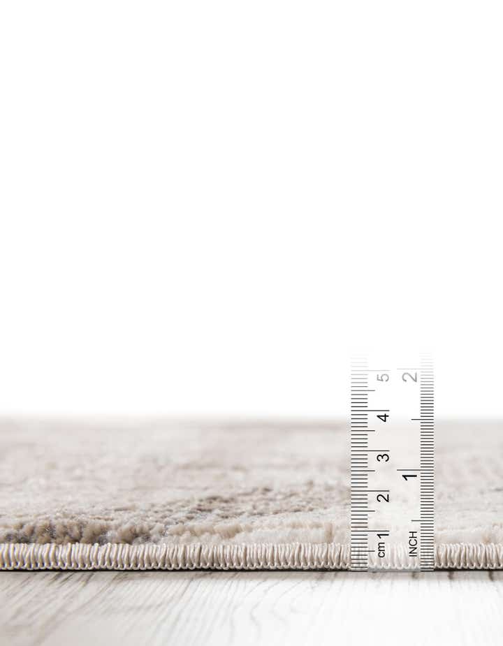 2' 7 x 12' Silta Runner Rug