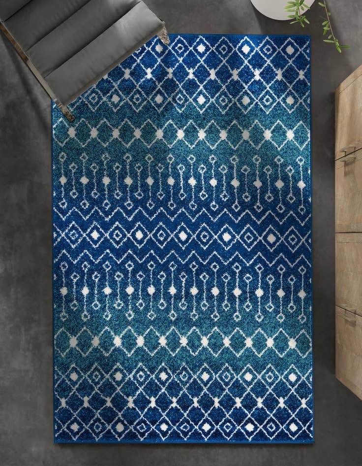 Detail image of 9' x 12' Moroccan Trellis Rug