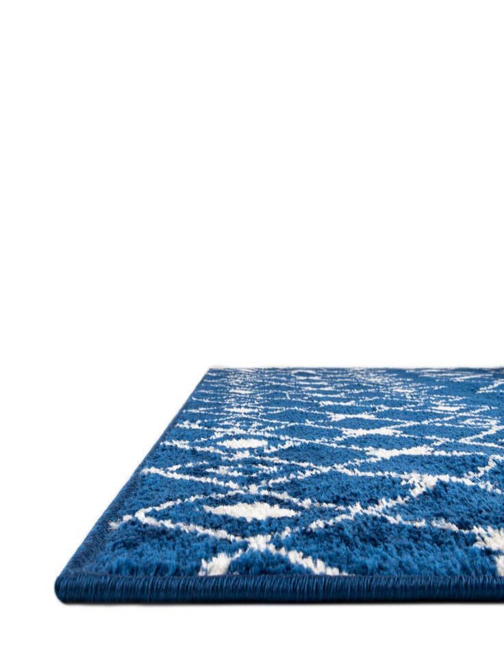Detail image of 2' x 6' Moroccan Trellis Runner Rug