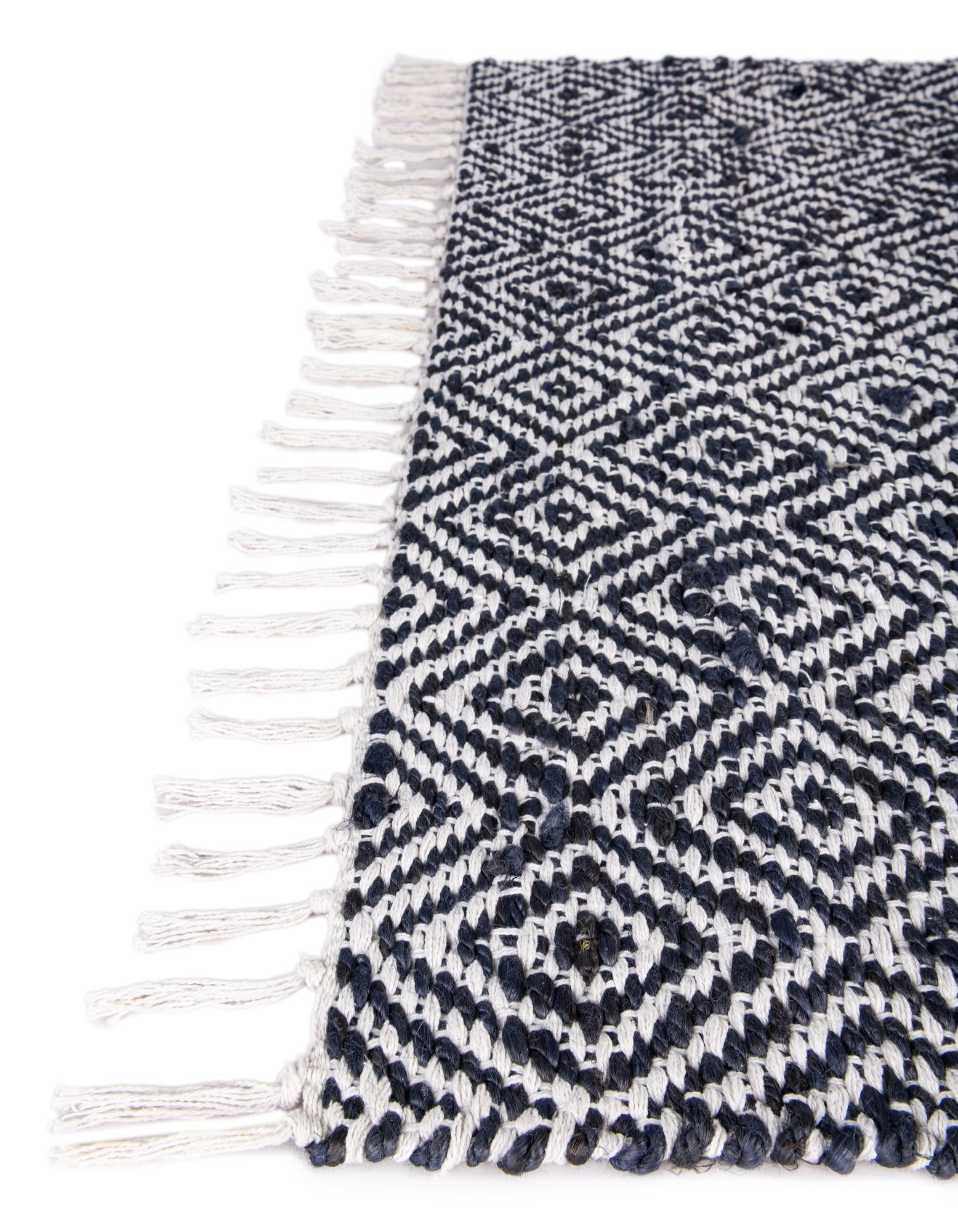 3' 1 x 5' 1 Hand Woven Braided Jute Rug