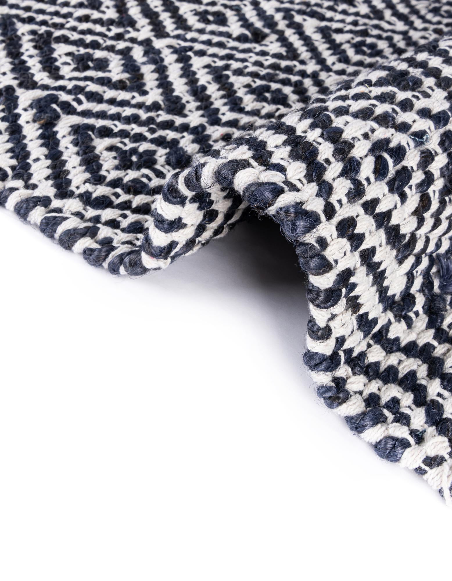 3' 1 x 5' 1 Hand Woven Braided Jute Rug