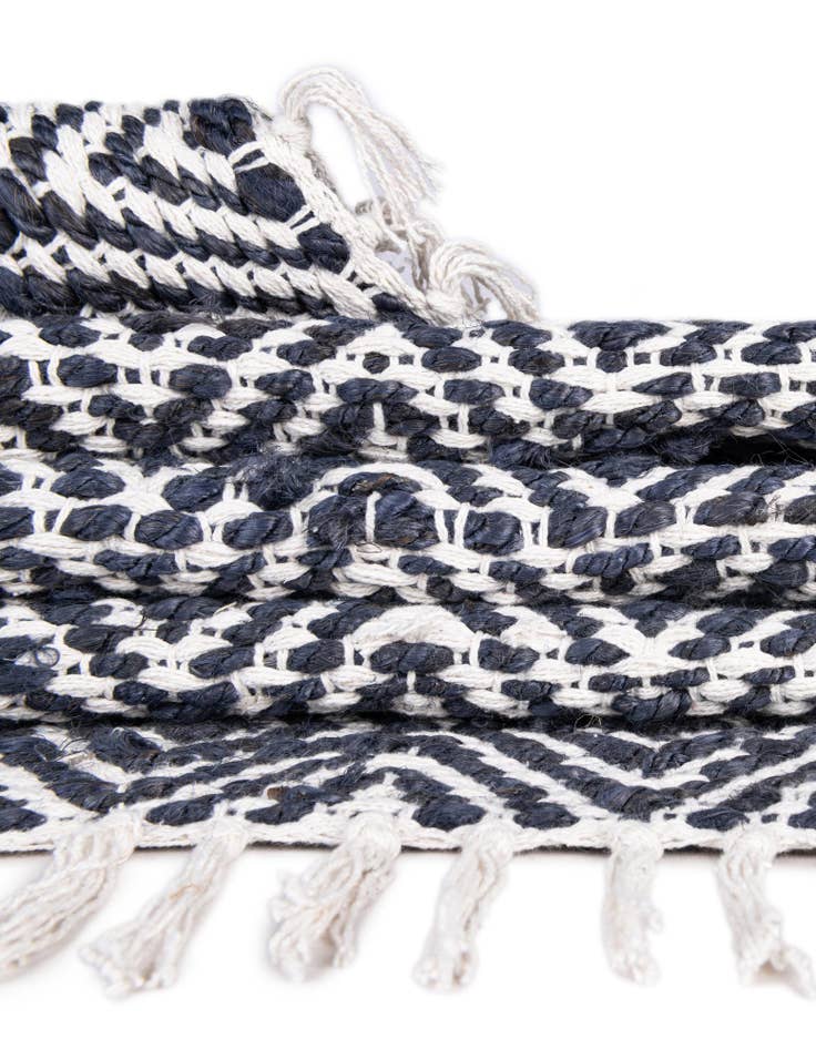 Detail image of 12' x 15' 11 Hand Woven Braided Jute Rug