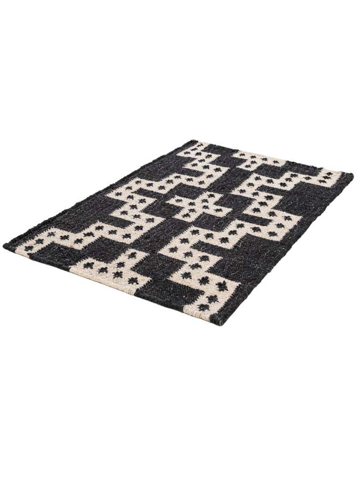 2' x 3' 1 Hand Woven Kilim Wool Rug