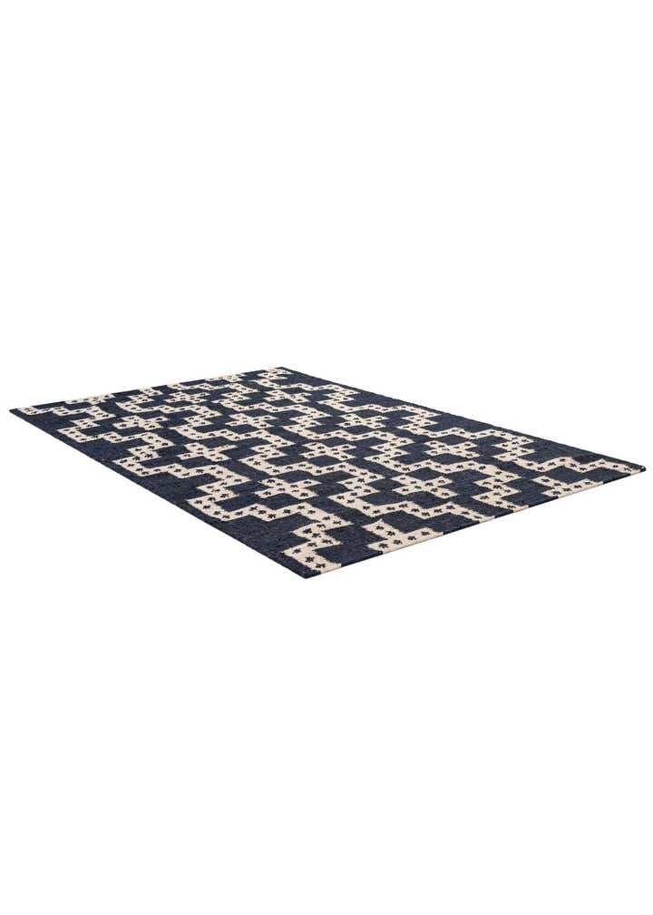 5' 1 x 8' Hand Woven Kilim Wool Rug