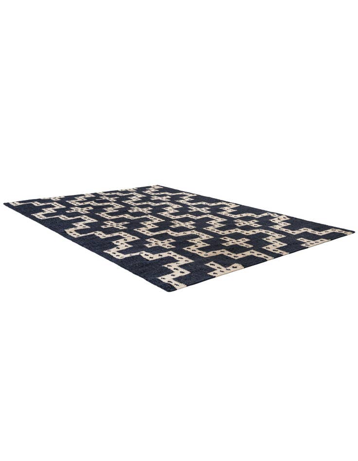 Detail image of 6' 1 x 9'  Hand Woven Kilim Wool Rug