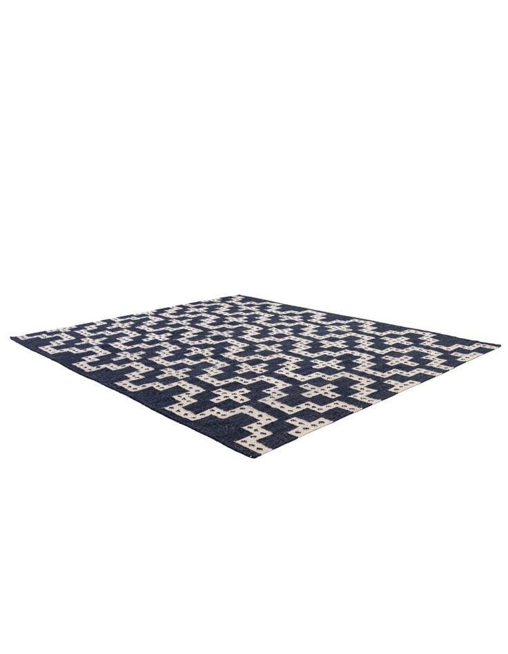 Detail image of 7' 10 x 10'  Hand Woven Kilim Wool Rug