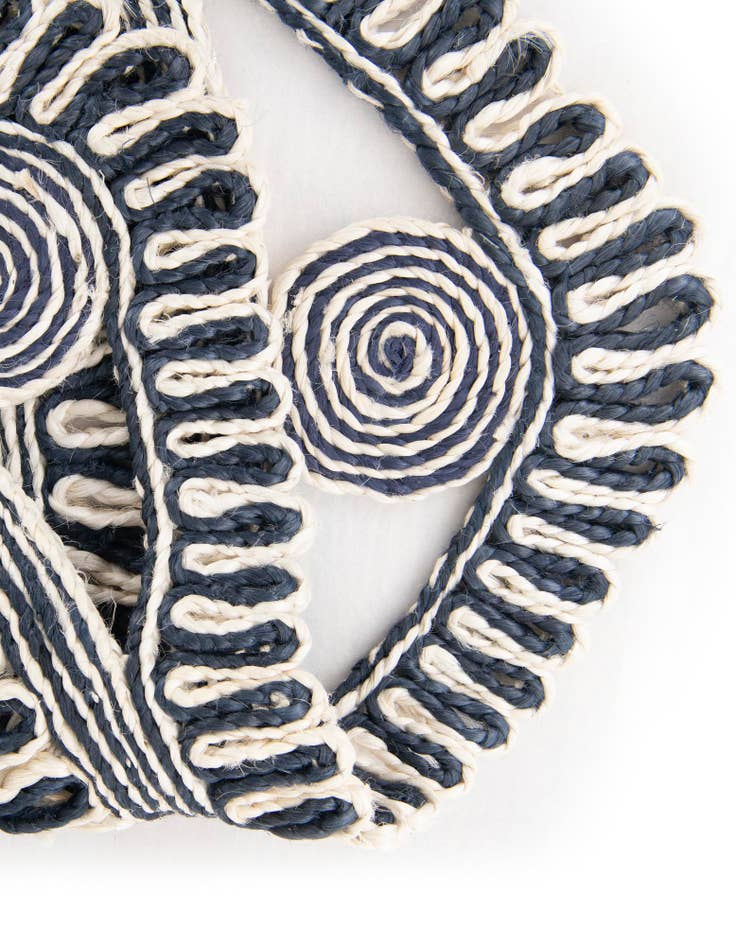 Detail image of 6' 1 x 6' 1 Handmade Braided Jute Round Rug