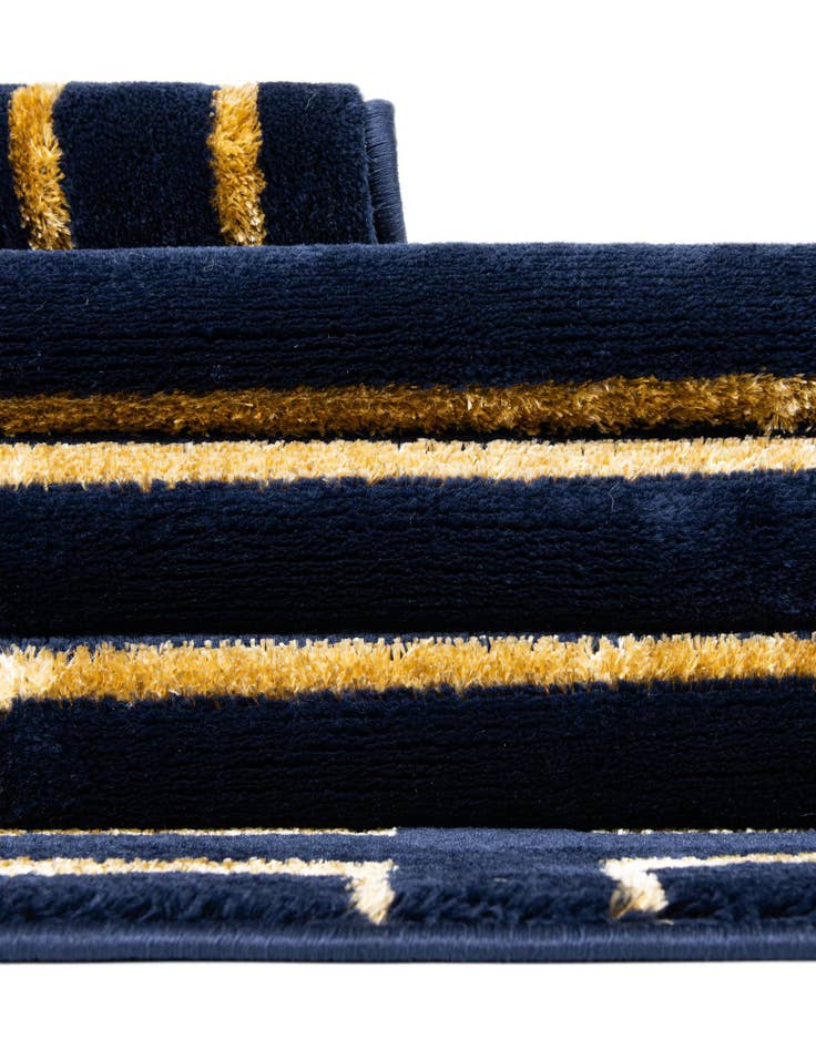 Detail image of 2' 7 x 12' Vogue Geo Runner Rug