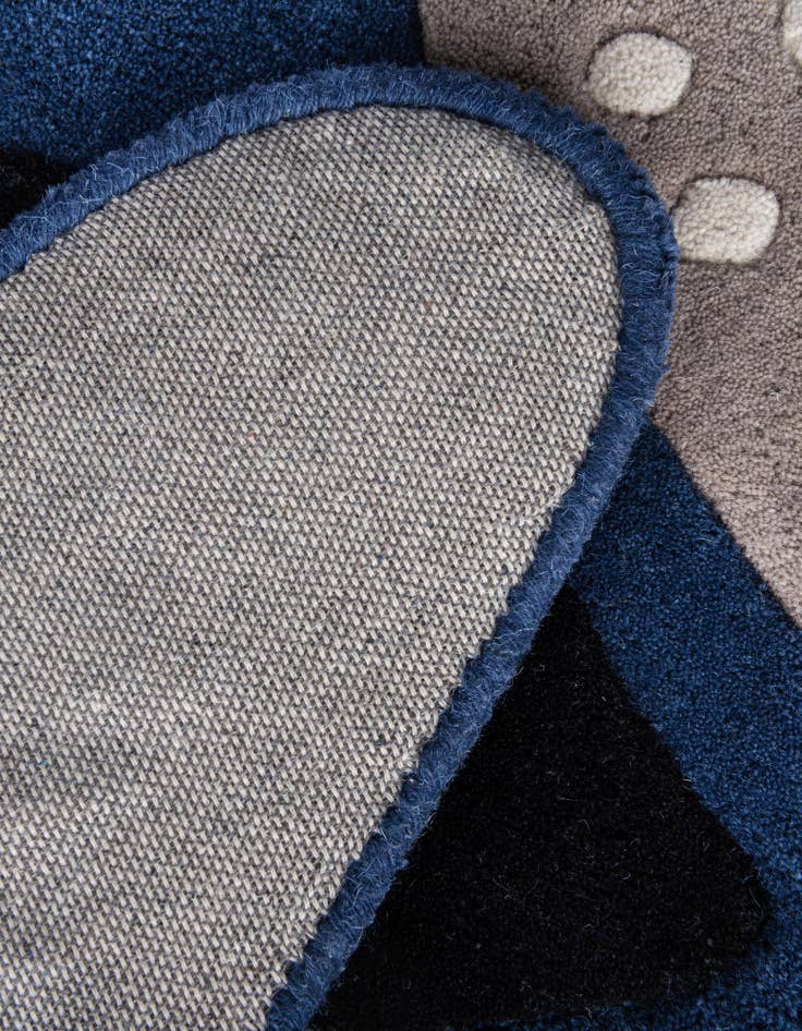 Detail image of 4' 1 x 6' 1 Playtime Kids Wool Freeform Rug