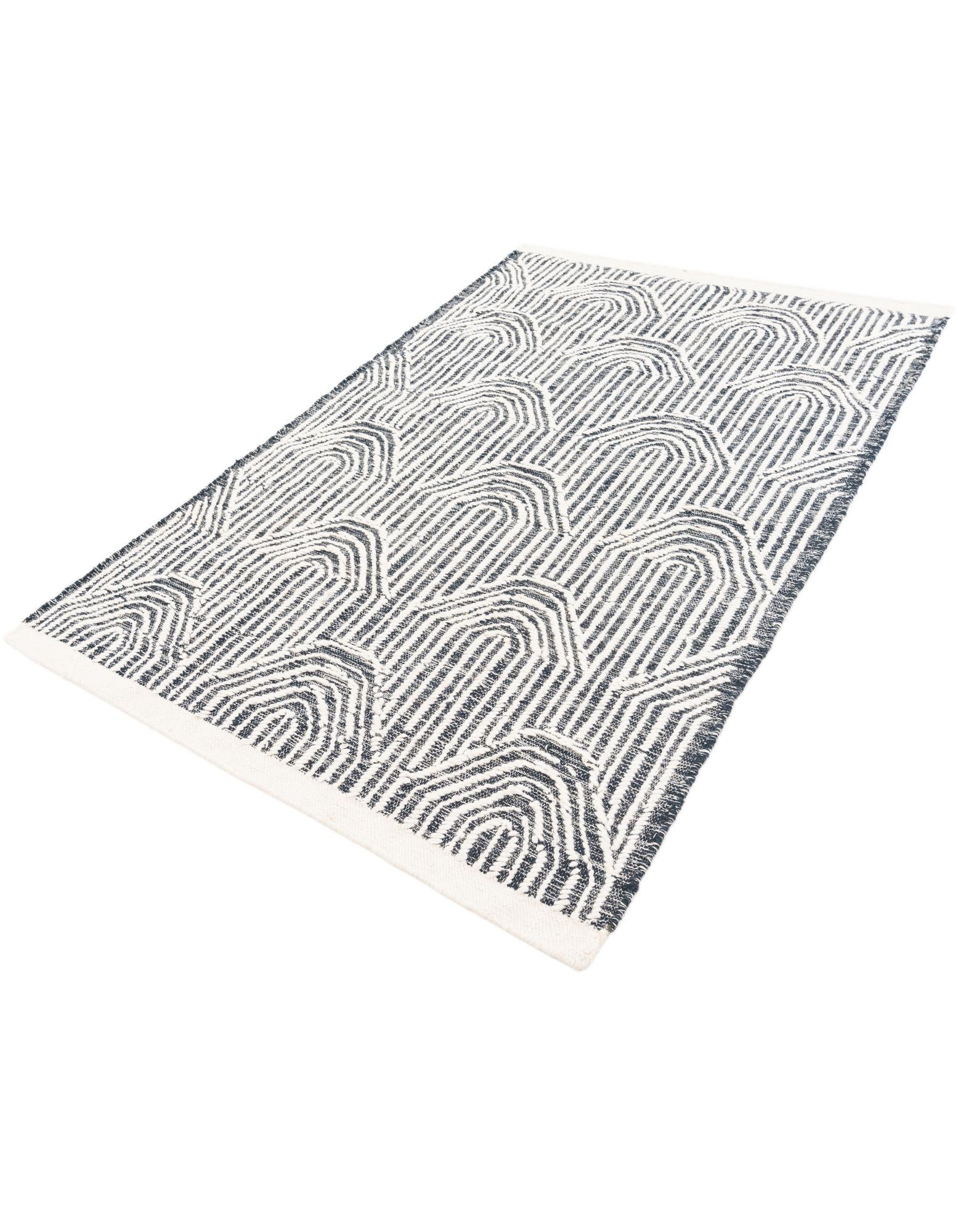 4' 1 x 6' 2 Hand Woven Rug