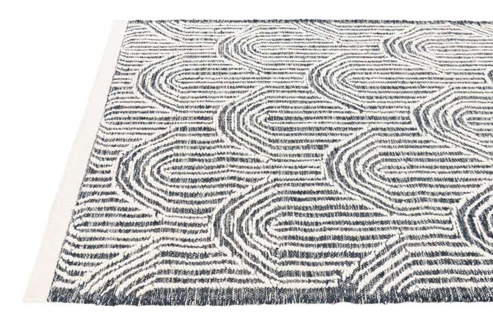 4' 1 x 6' 2 Hand Woven Rug
