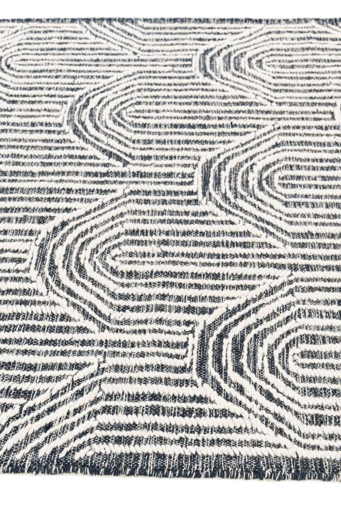 4' 1 x 6' 2 Hand Woven Rug