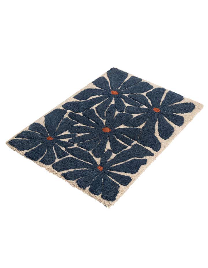 3' 3 x 5' 3 Handtufted Wool Rug