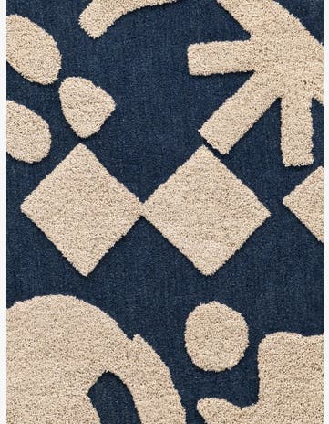 5' 1 x 8' Handtufted Wool Rug