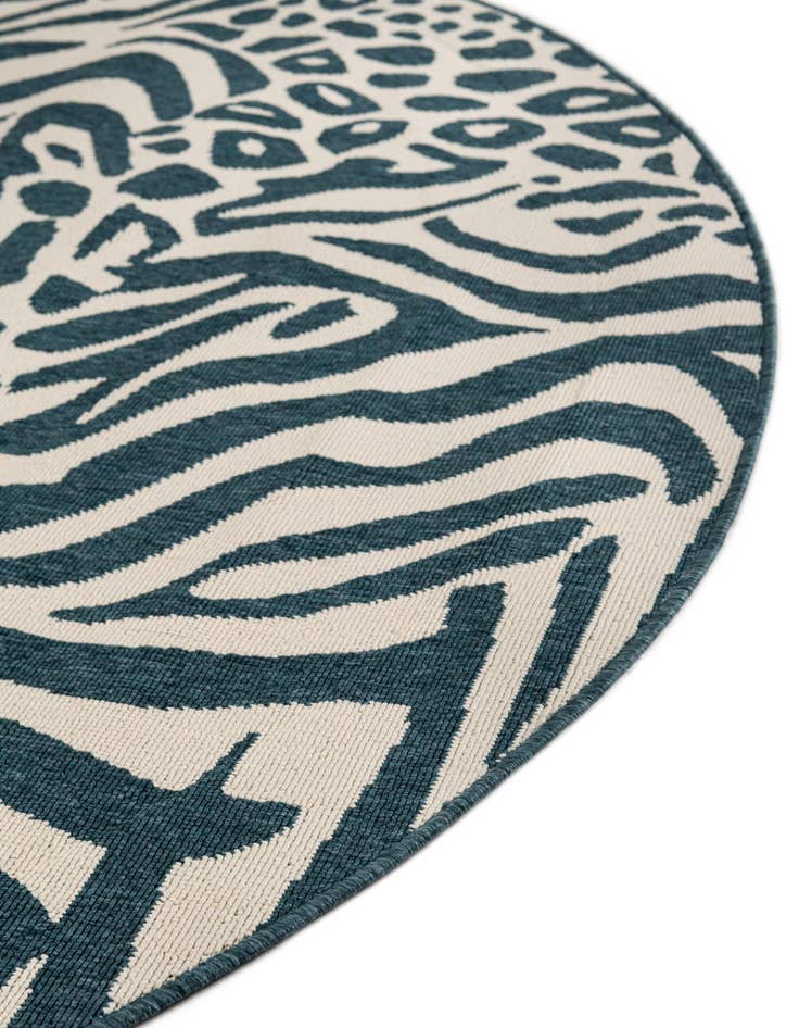 Detail image of 7' 10 x 7' 10  Washable Safari Indoor / Outdoor Round Rug
