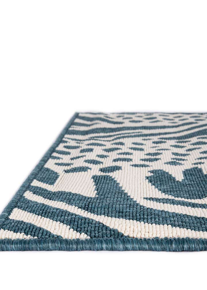 2' x 6' Easy-Clean Safari Indoor / Outdoor Runner Rug
