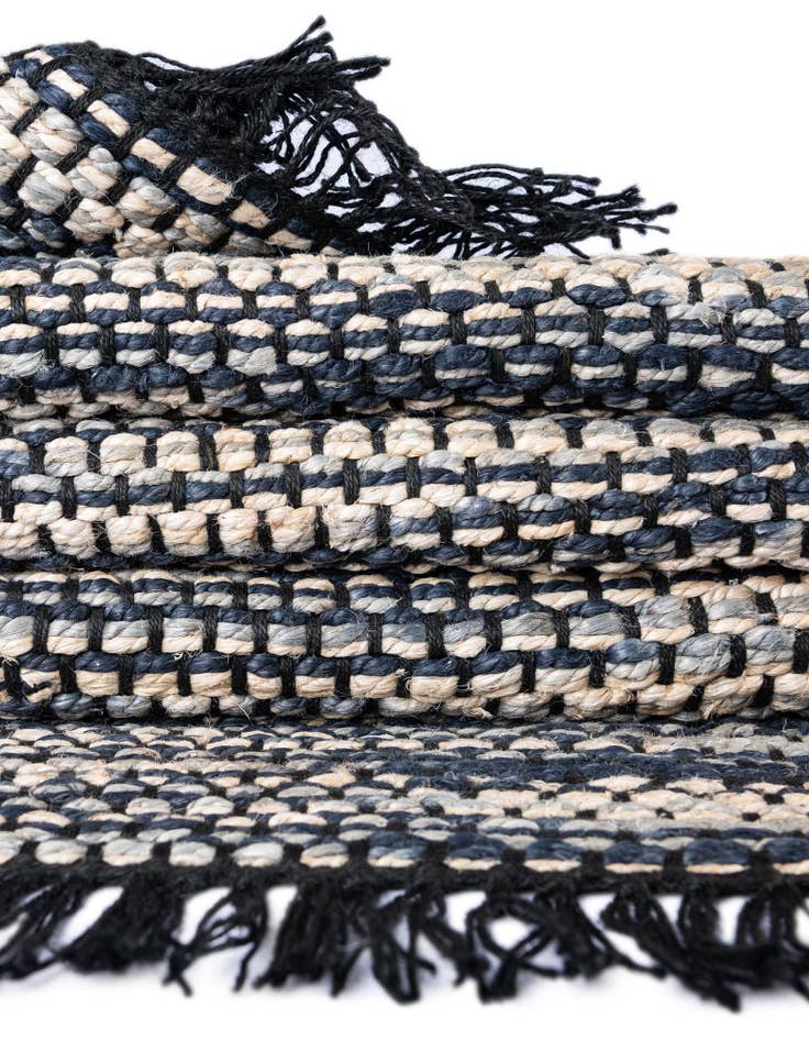 Detail image of 7' 10 x 7' 10  Hand Woven Chunky Jute Square Rug