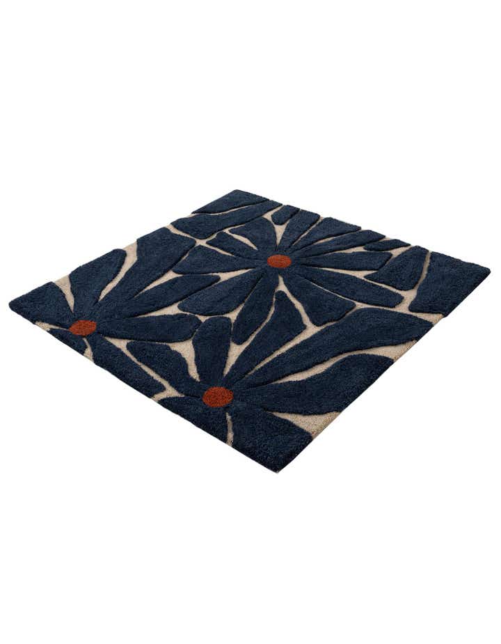 4' 1 x 4' 1 Handtufted Wool Square Rug