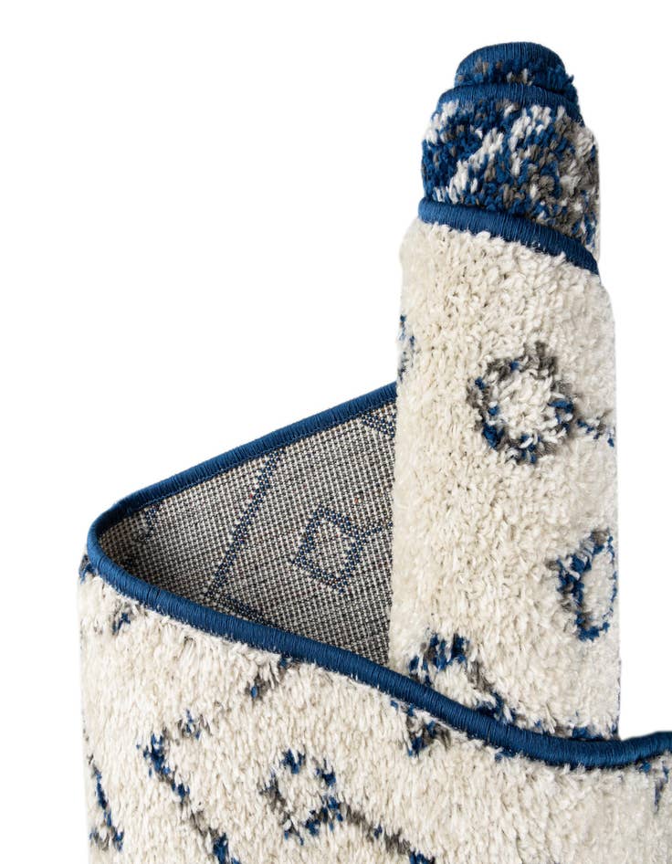 Detail image of 6' x 6' Moroccan Trellis Square Rug