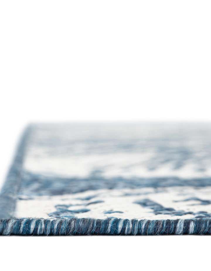 13' x 13' Easy-Clean Coastal Indoor / Outdoor Square Rug