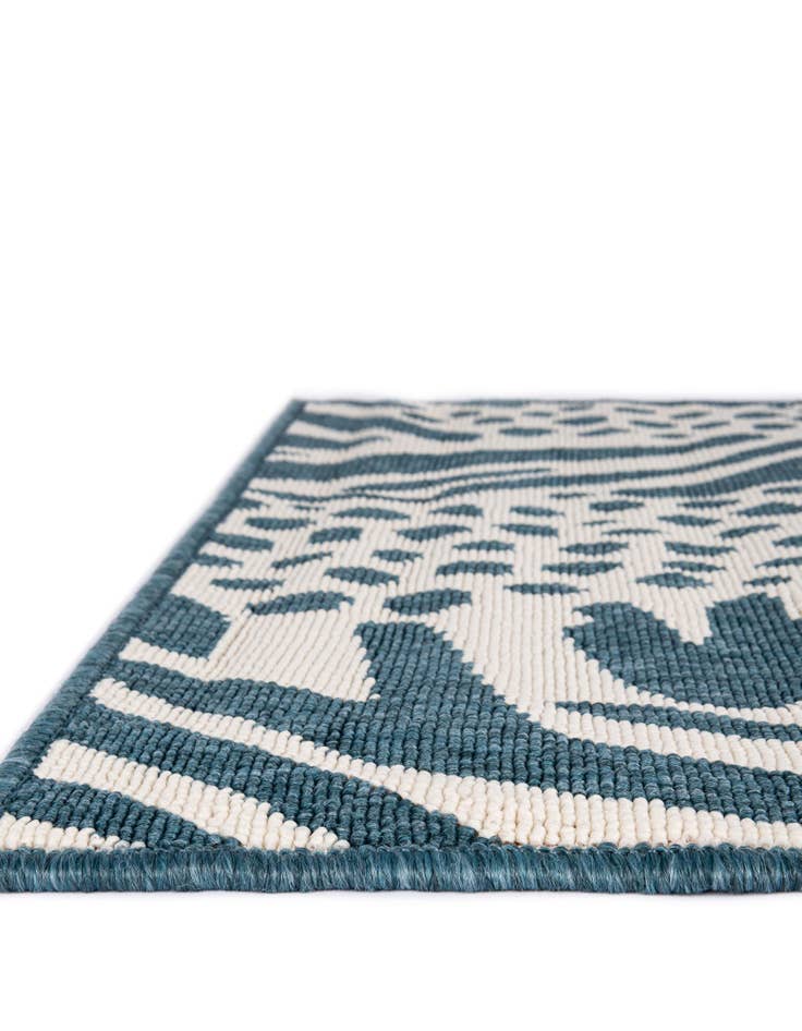 Detail image of 7' 10 x 7' 10  Washable Safari Indoor / Outdoor Square Rug