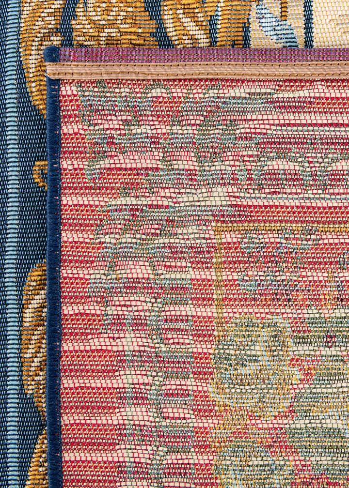 7' 10 x 7' 10 Easy-Clean Traditional Indoor / Outdoor Square Rug