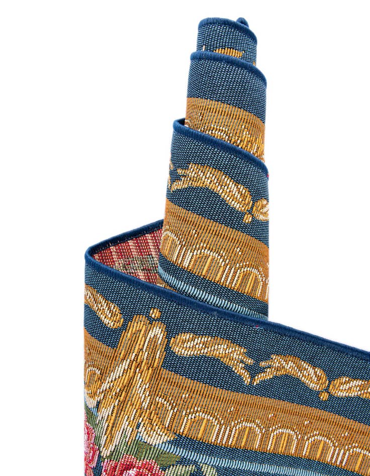 Detail image of 10' x 10'  Washable Traditional Indoor / Outdoor Square Rug