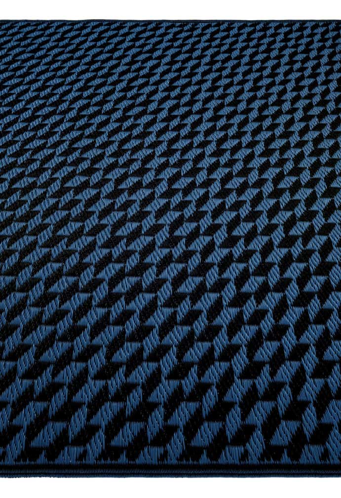 4' x 6' Easy-Clean Modern Indoor / Outdoor Rug