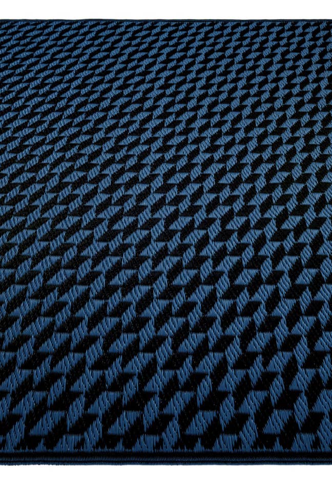Detail image of 4' x 6' Easy-Clean Modern Indoor / Outdoor Rug