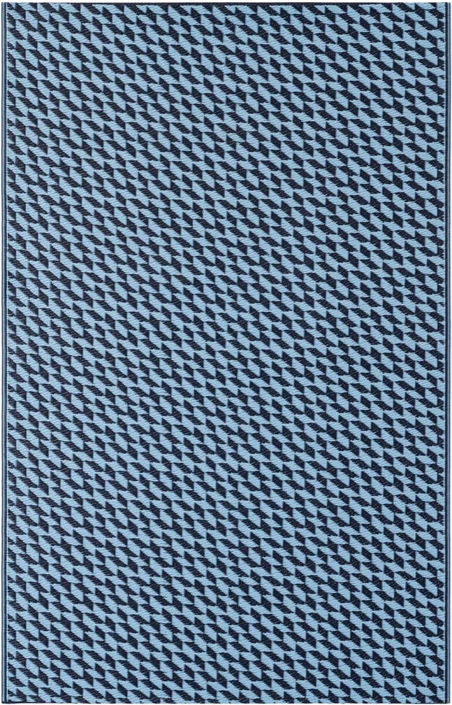 4' x 6' Easy-Clean Modern Indoor / Outdoor Rug