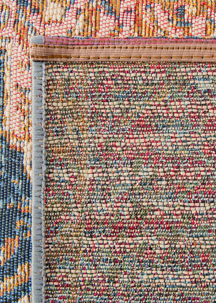 7' 10 x 10' Easy-Clean Traditional Indoor / Outdoor Rug