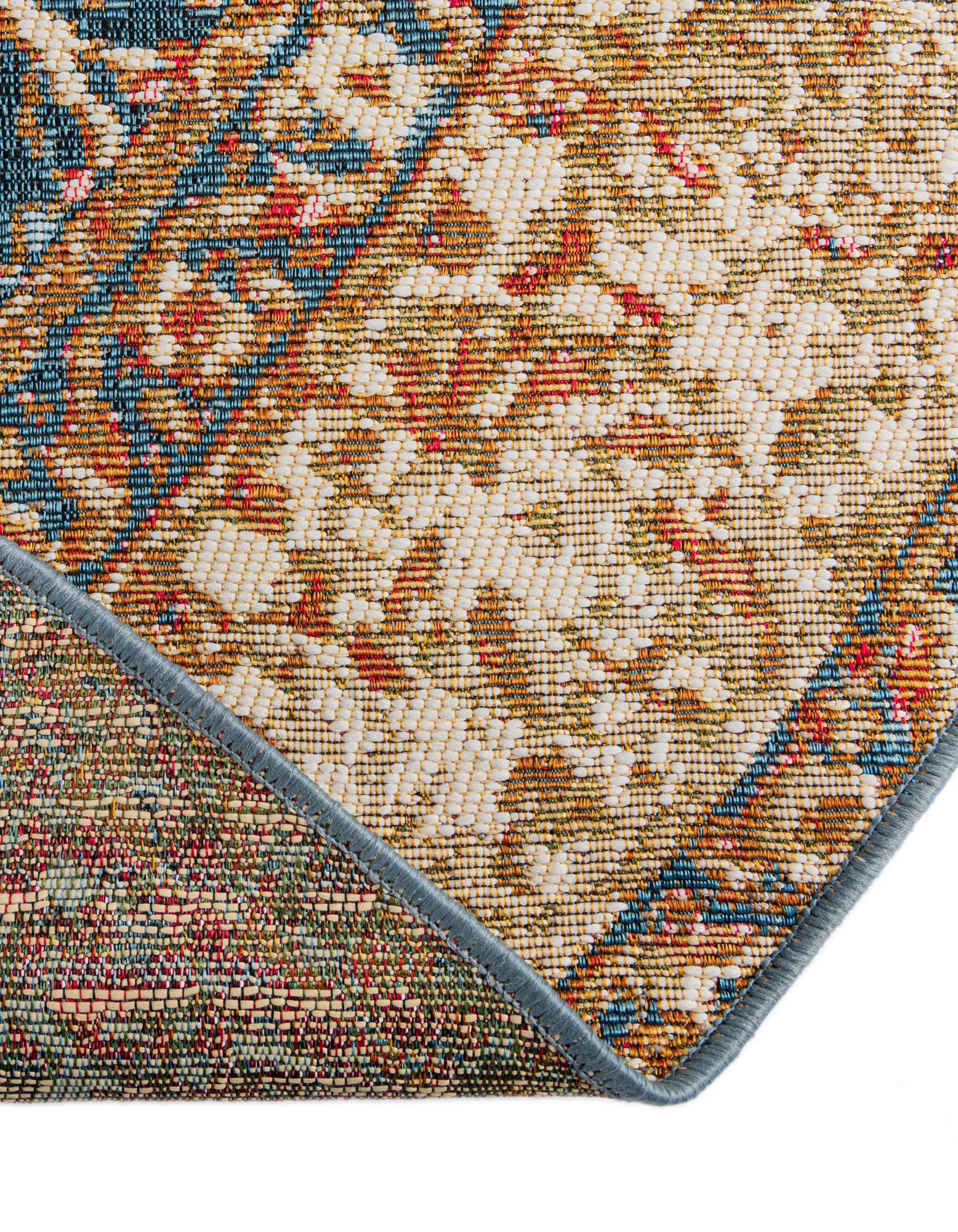6' x 6' Easy-Clean Traditional Indoor / Outdoor Round Rug
