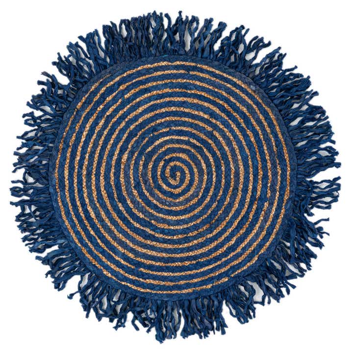 2' 4 x 2' 4 Hand Braided Chindi Jute Round Rug