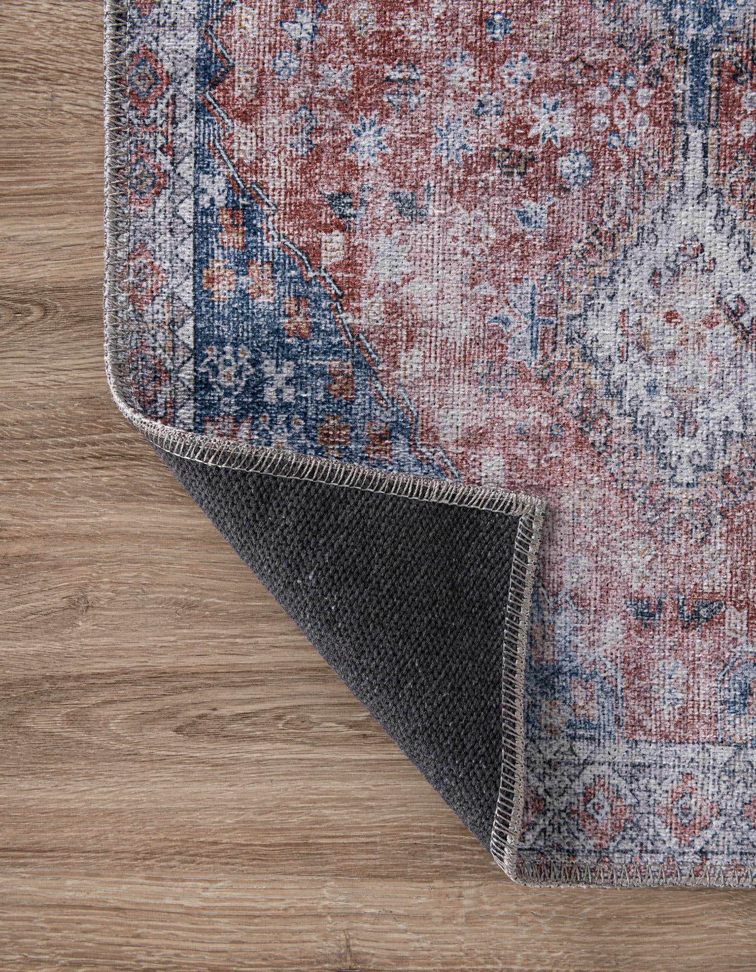 7' 10 x 7' 10 Washable Yara Square Rug