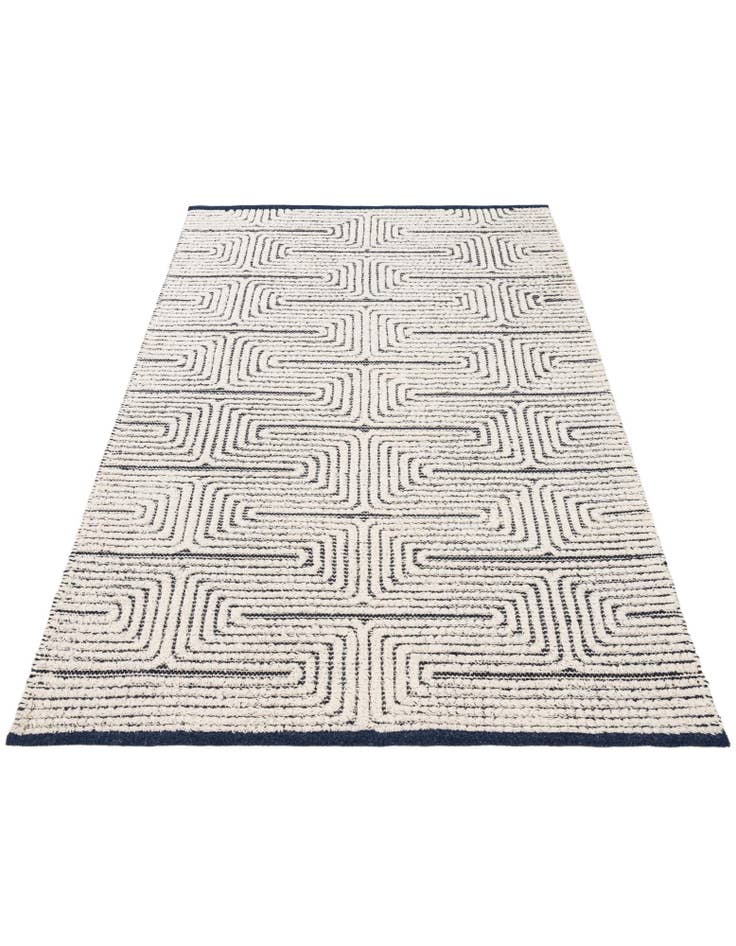 Detail image of 4' 1 x 6' 1 Hand Woven Rug