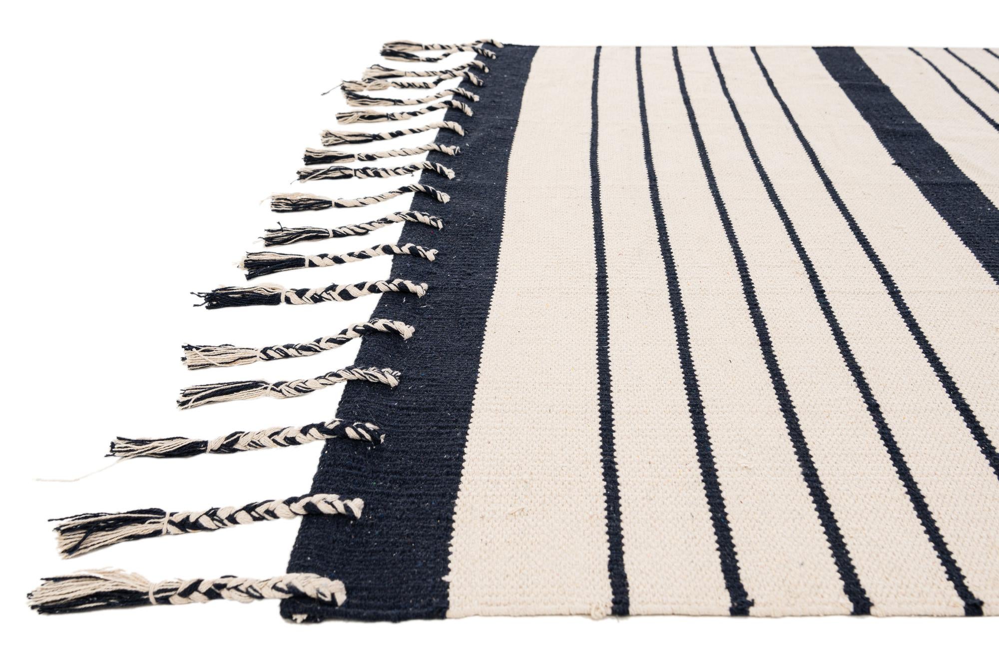 5' x 8' Hand Woven Chindi Cotton Rug