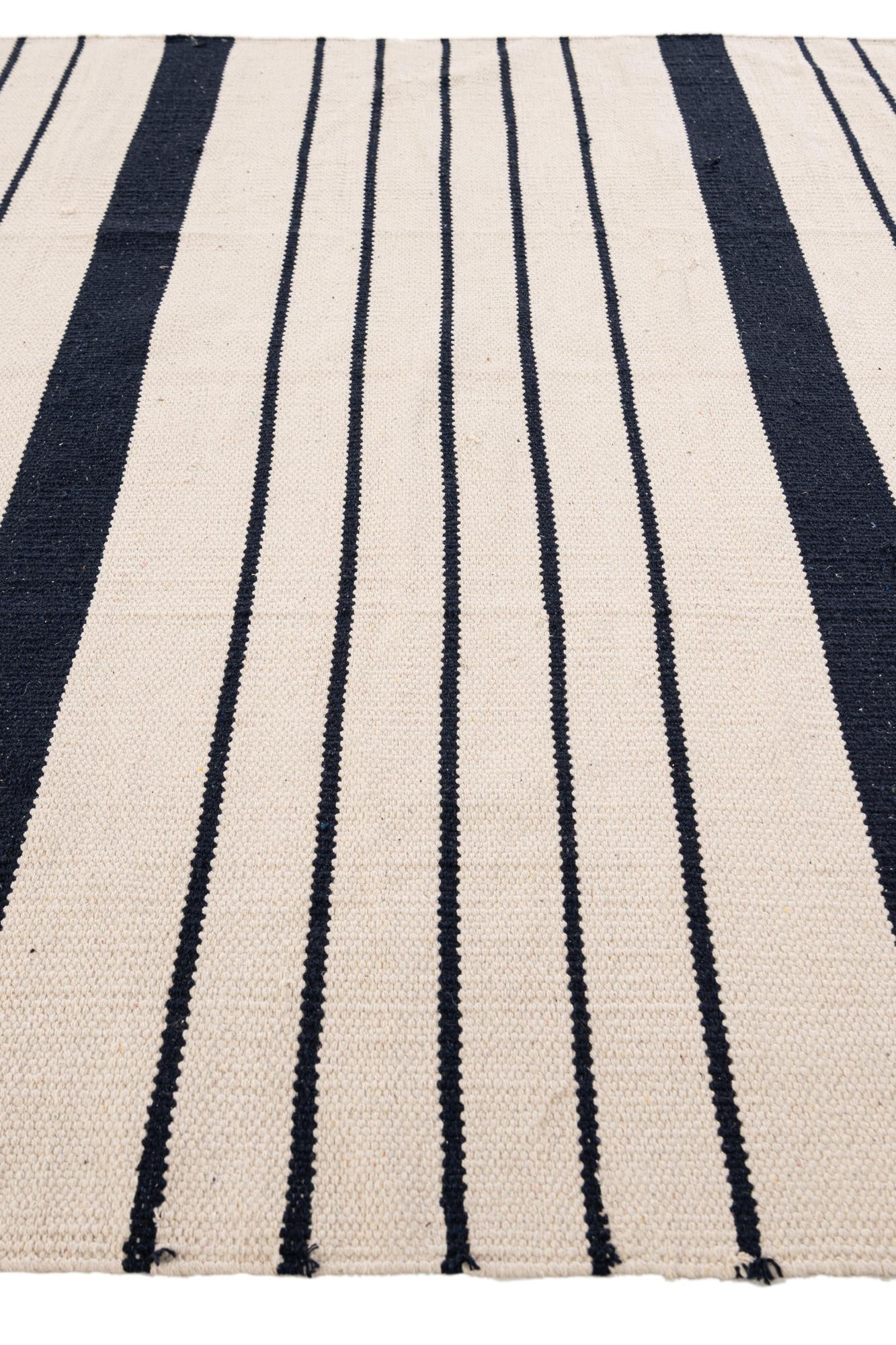 5' x 8' Hand Woven Chindi Cotton Rug