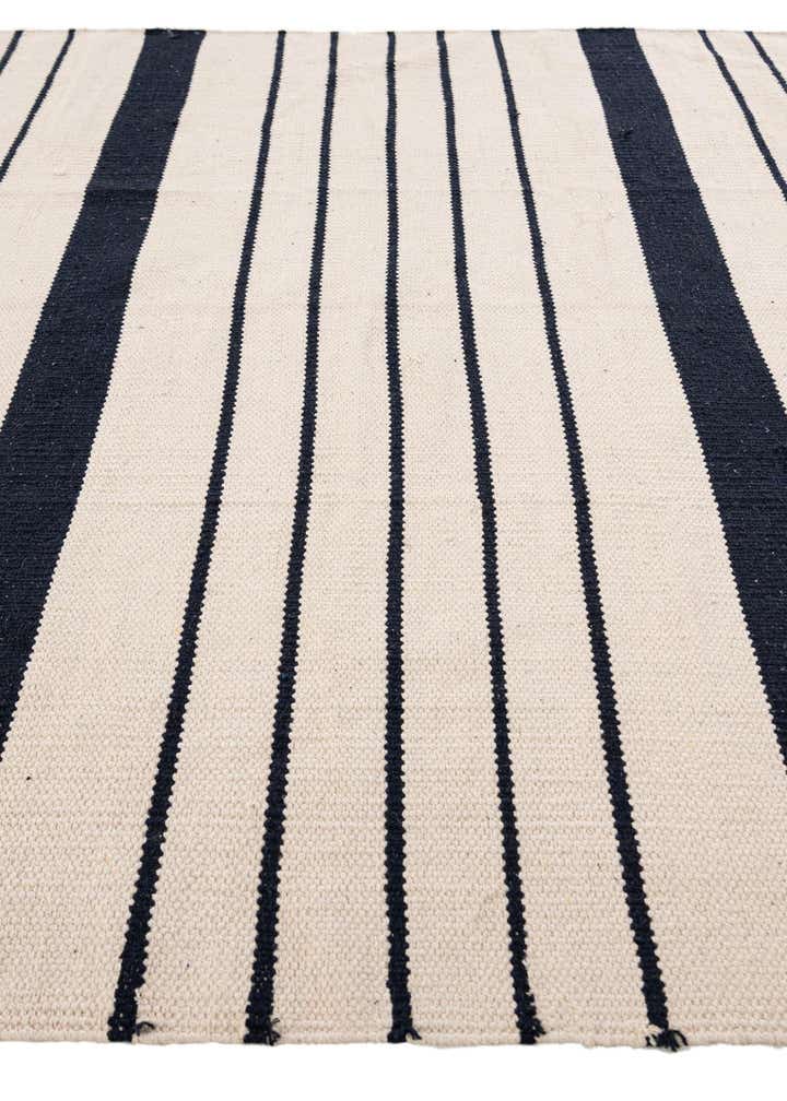 5' x 8' Hand Woven Chindi Cotton Rug