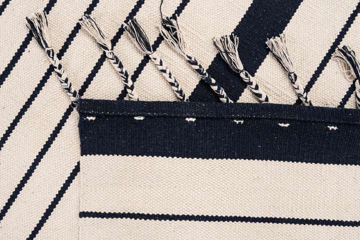 5' x 8' Hand Woven Chindi Cotton Rug