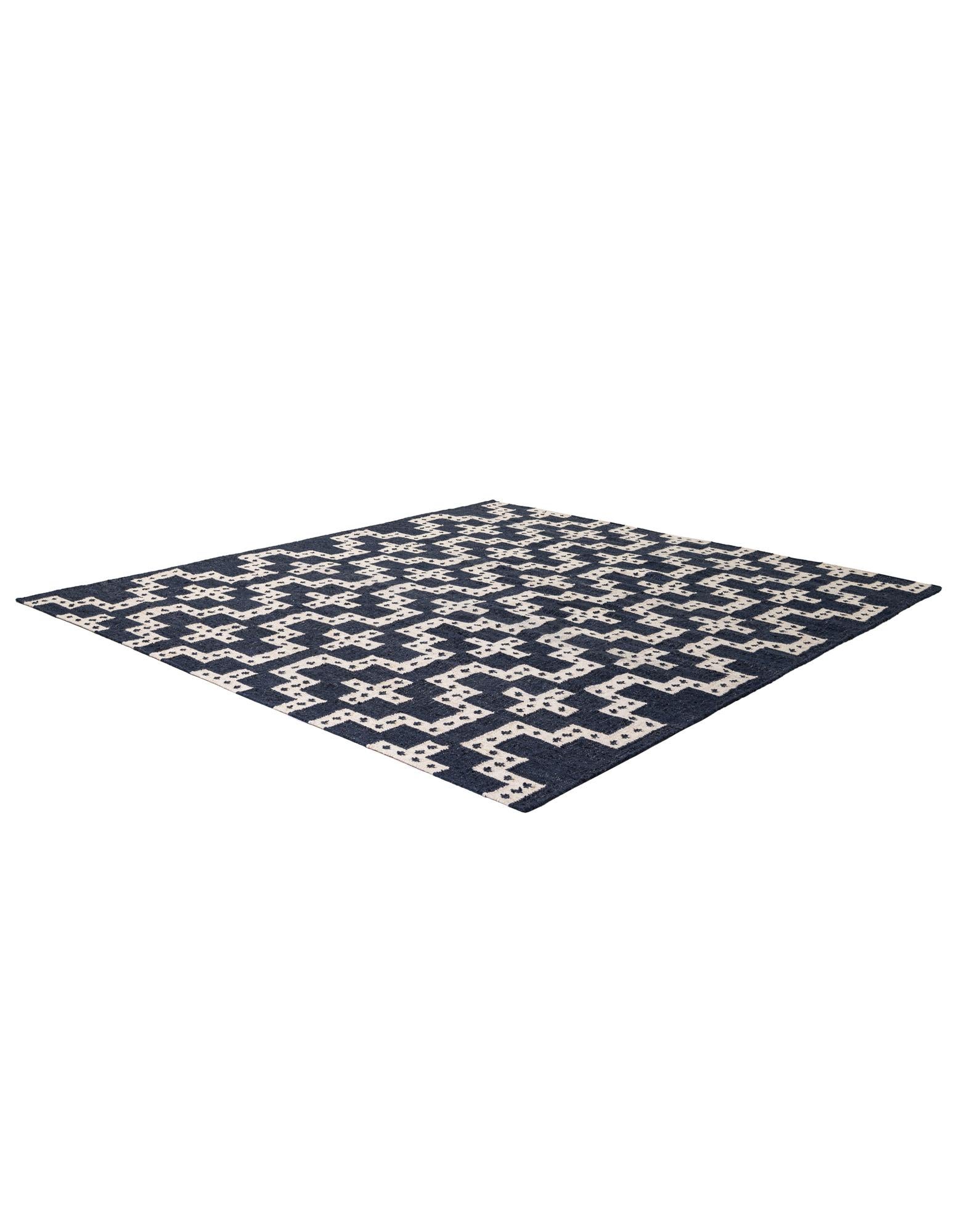7' 10 x 10' Hand Woven Kilim Wool Rug