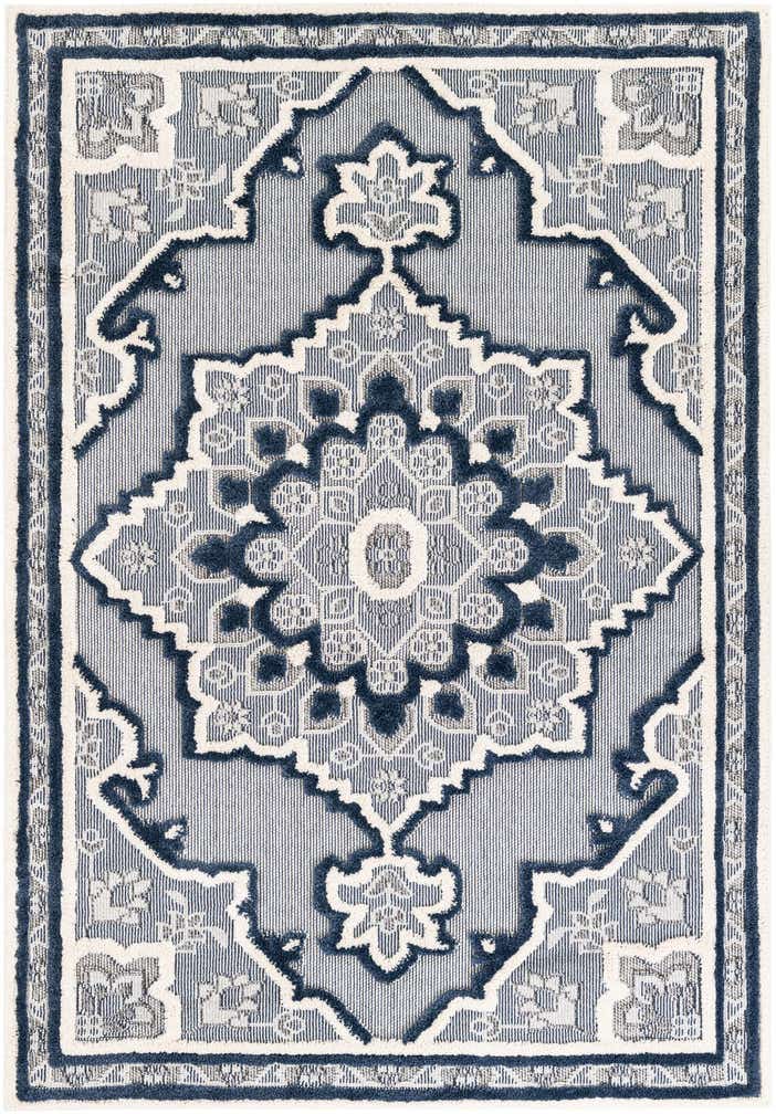 5' 2 x 7' 5 Easy-Clean Traditional Indoor / Outdoor Rug