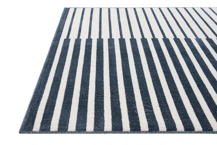 5' 3 x 7' 8 Tribeca Rug